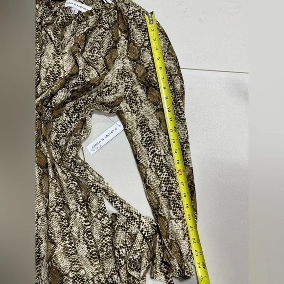 Emma & Michele gorgeous boho snakeskin print long sleeve dress women’s size M - Picture 14 of 17